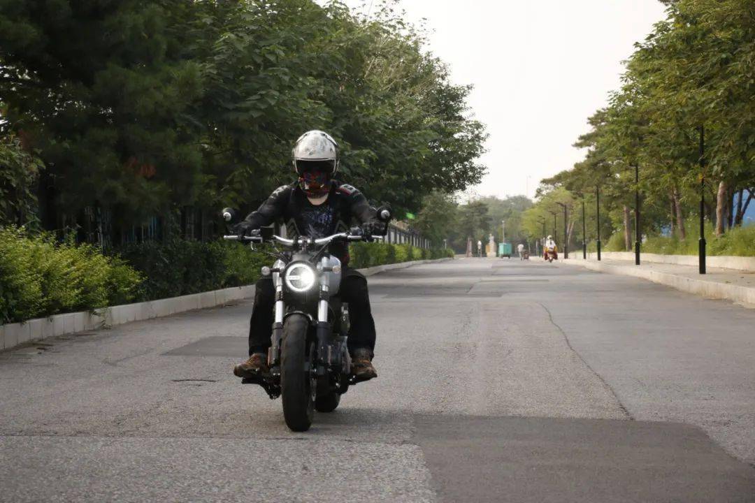 高金gk500鑫源500挎子奔达金吉拉300多款车型参加海淀驾校试驾会