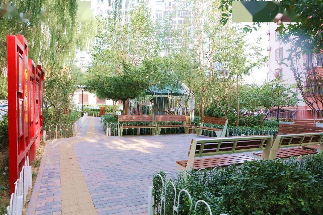 小花园芍药居小区楼前小微空间改造项目圆满结束