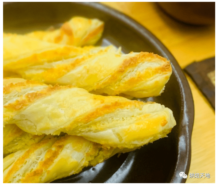 烘焙配方吃不完的手抓饼别丢试试这款酥脆椰蓉条吧