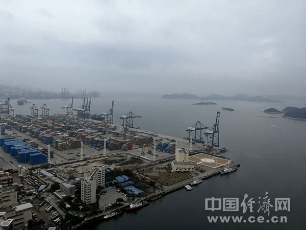 广东深圳盐田港 中国经济网资料图
