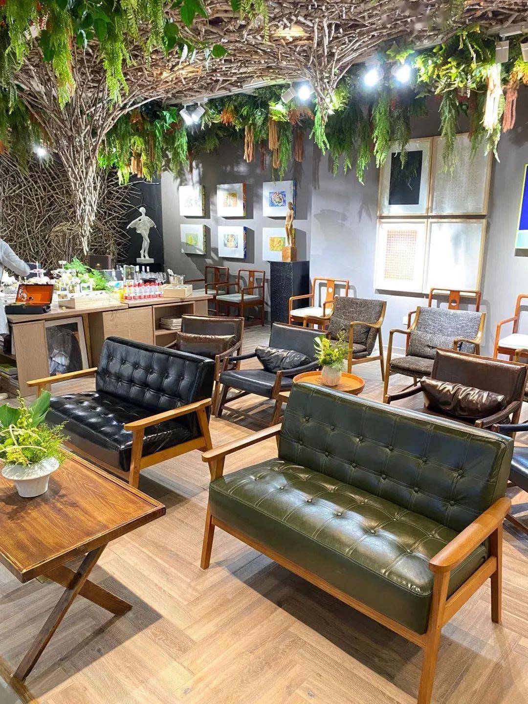 另空间思享汇艺术品鉴与交流时代的面孔