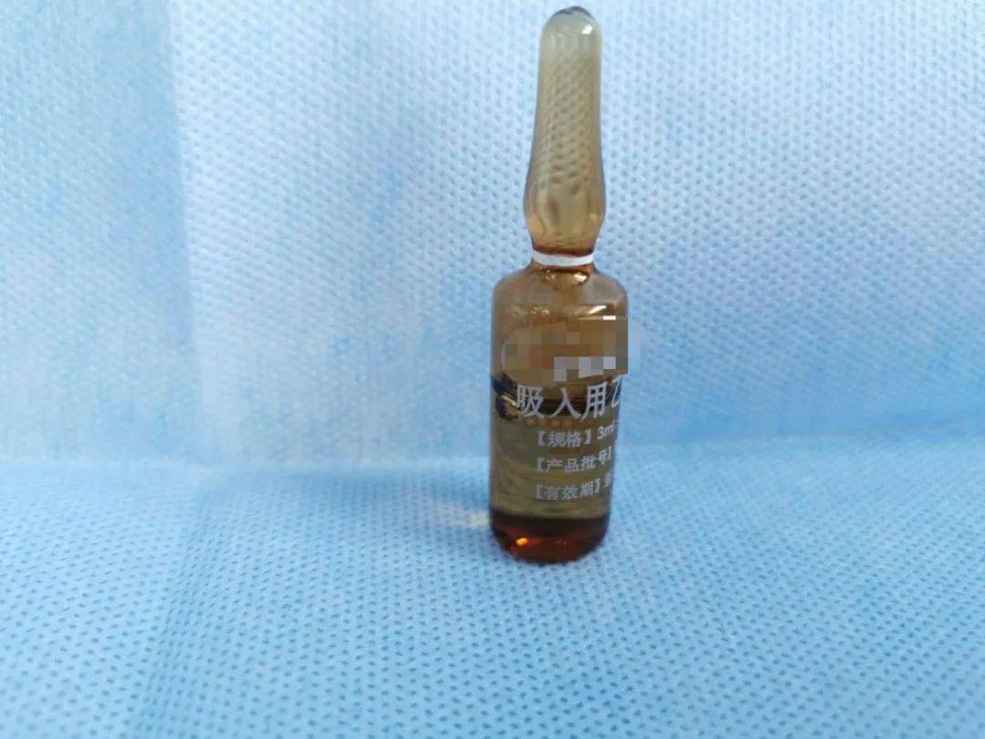 关于曲颈易折安瓿瓶划伤左手的思考