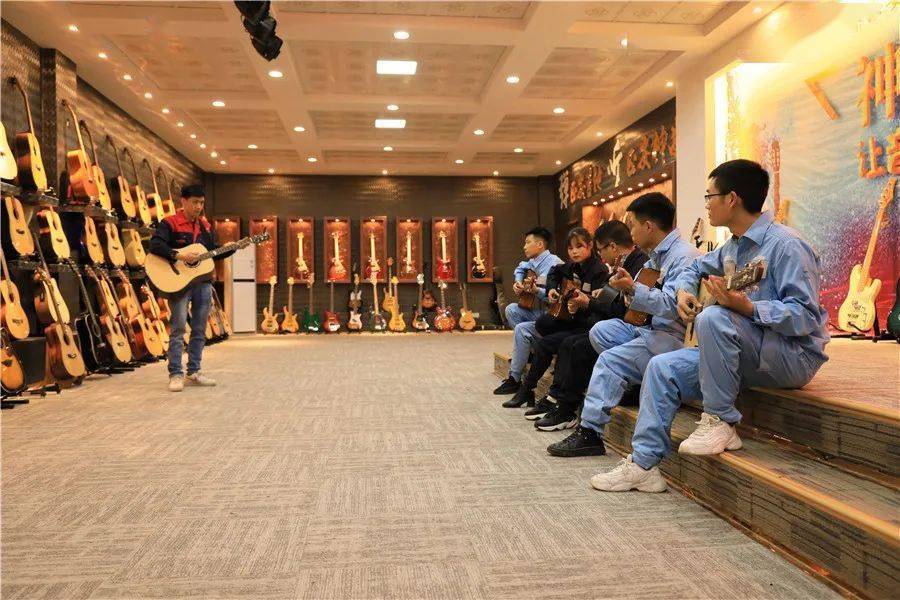 《吉他兄弟》登陆央视!贵州真人真事改编的电视剧火了!