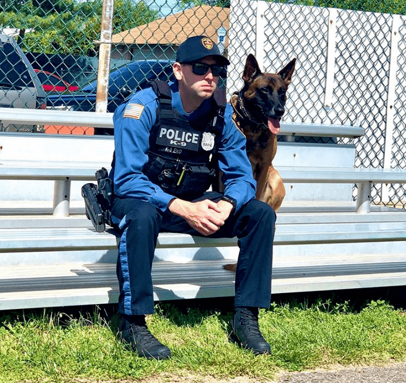 你以为威风凛凛的缉毒犬其实私底下是只爱撒娇卖萌的小妖精