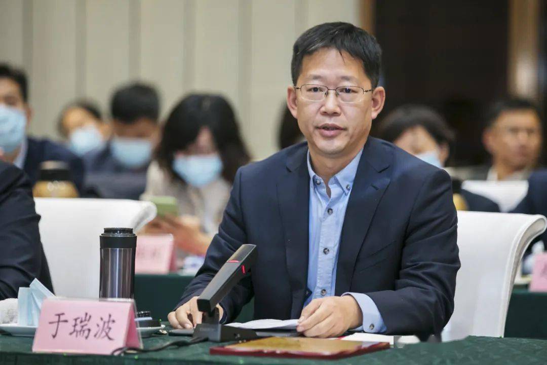 厉害了得利斯省长亲自授牌