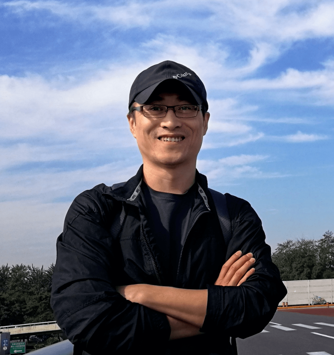 李南晖著名文史学者,教授,博士生导师.