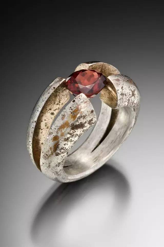 盘点珠宝镶嵌工艺(珠宝从业人员不可不知)