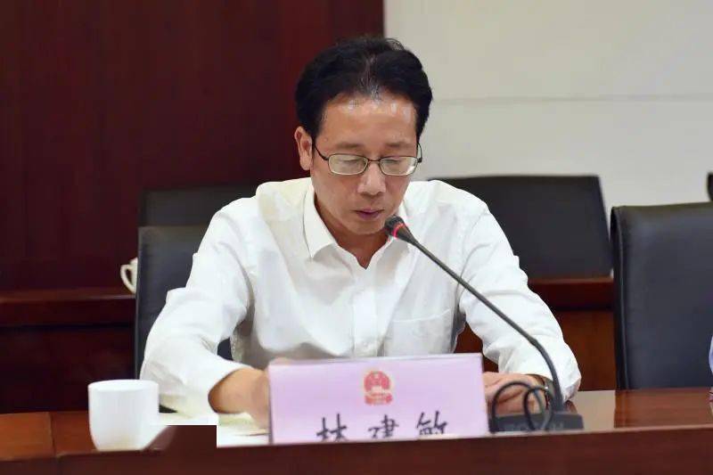 市委常委林建敏对市人大专题组织视察城区路网畅通工程表示了感谢,并