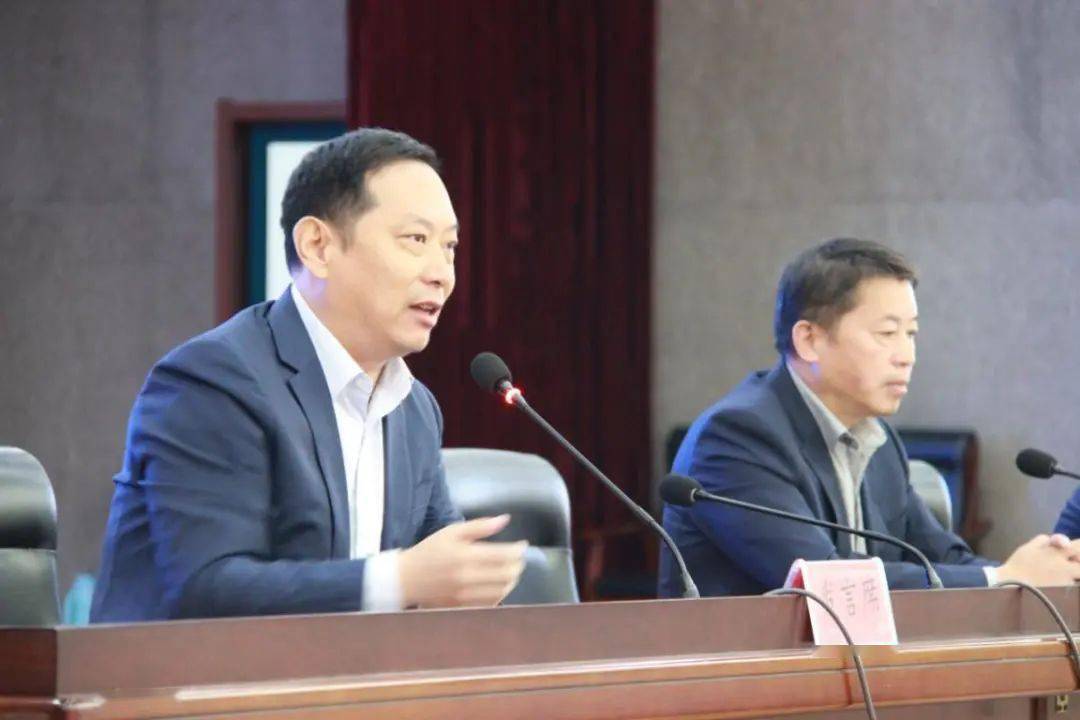 最后,教师发展中心主任赵永林对与会人员提出要求.