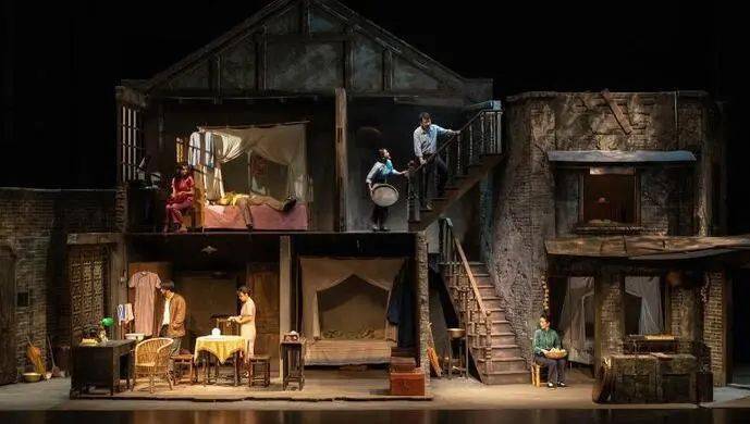 《上海屋檐下》回归舞台,纪念夏衍诞辰120周年