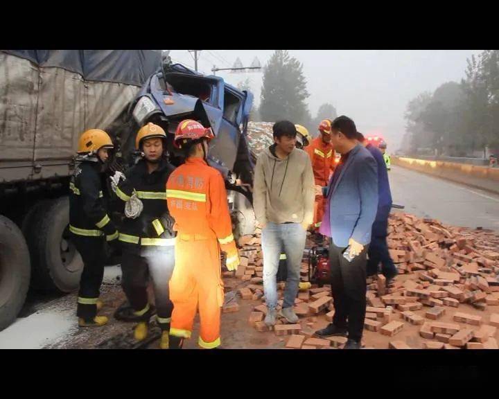 凌晨,311国道鄢陵段发生1起车祸