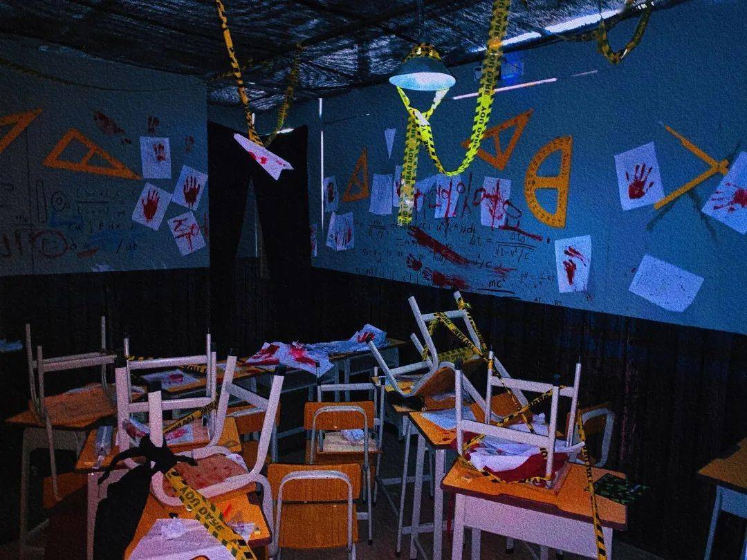 欢乐万圣梦魇鬼校搭车指南剧情篇