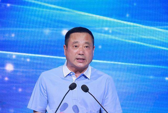 靠"模仿"发家的"神车"众泰,老板"跑了"?_应建仁