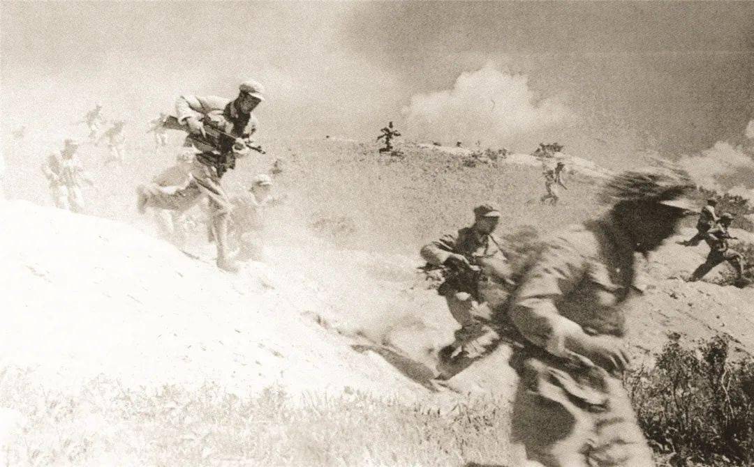 战旗为什么那样红中国人民志愿军抗美援朝出国作战70周年纪念专刊荣耀