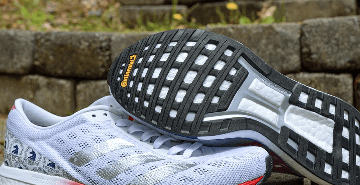 阿迪达斯 adizero rc 2虽然被阿迪官方定义为竞速鞋,但是作为传统薄底