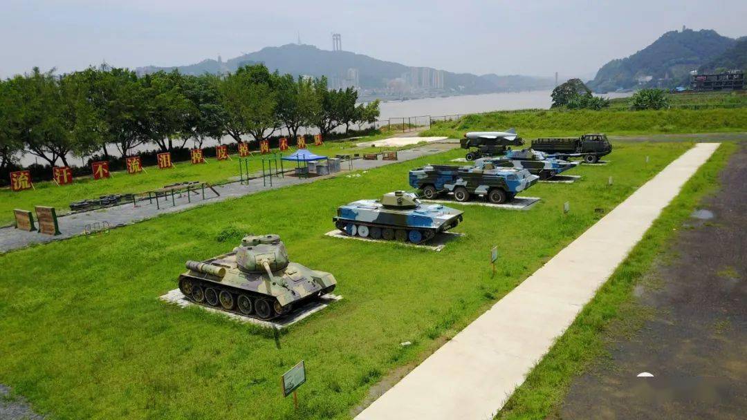 国家aaaa级军博园景-装甲营区国家aaaa级龙母庙景区-前门国家aaaa级