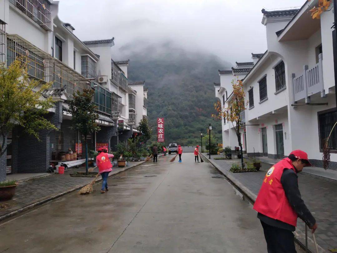 大河坝镇开展新时代文明实践志愿活动