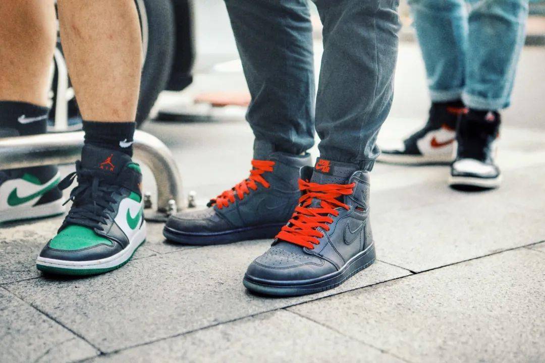 亡灵节图腾加持的aj1比较特别airjordan1middodxh55发售回顾