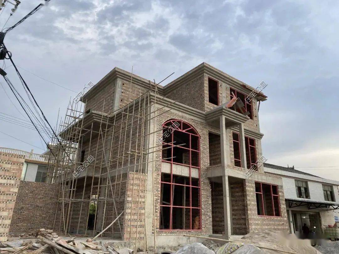 晒家丨主体装修一步到位60万建栋这样的框架别墅工头是赚还是亏