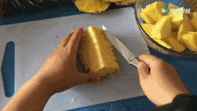 不削皮不挖眼1分钟切好一整个菠萝太省力了