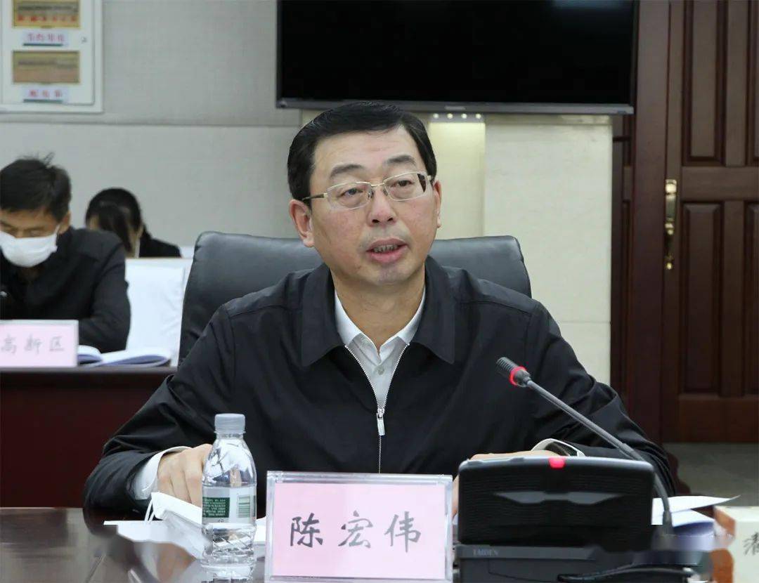 陈宏伟:聚焦"六清"紧盯"六建" 确保扫黑除恶决战决胜_手机搜狐网