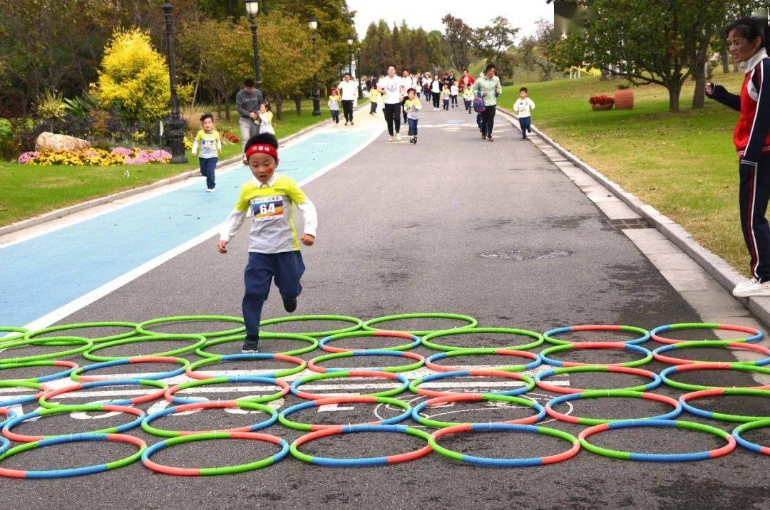 为孩子打造多彩童年幸福亲子彩色跑活动今举行