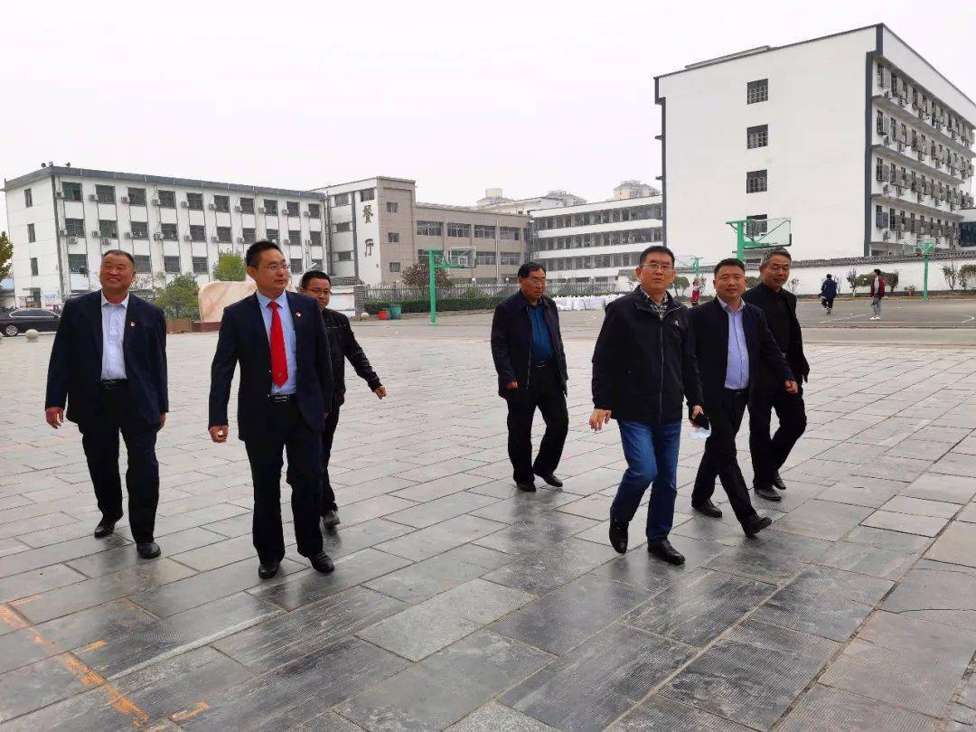 全国著名教育专家石家庄精英中学李金池校长莅临民权县九九高级中学