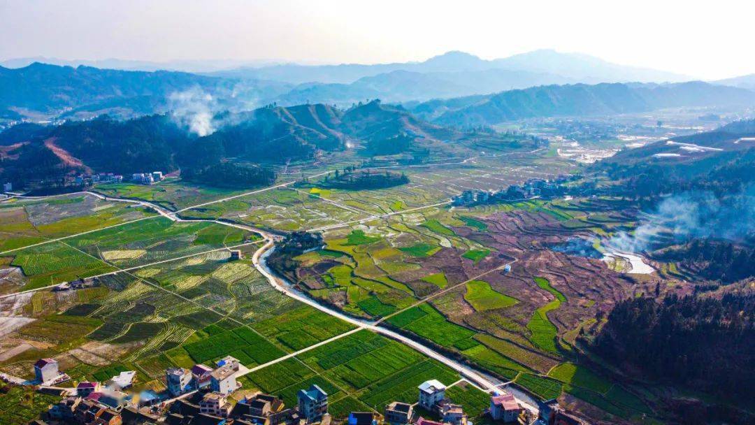 黔西縣大關鎮,德江縣桶井土家族鄉,凱里市下司鎮,福泉市陸坪鎮,貴陽市