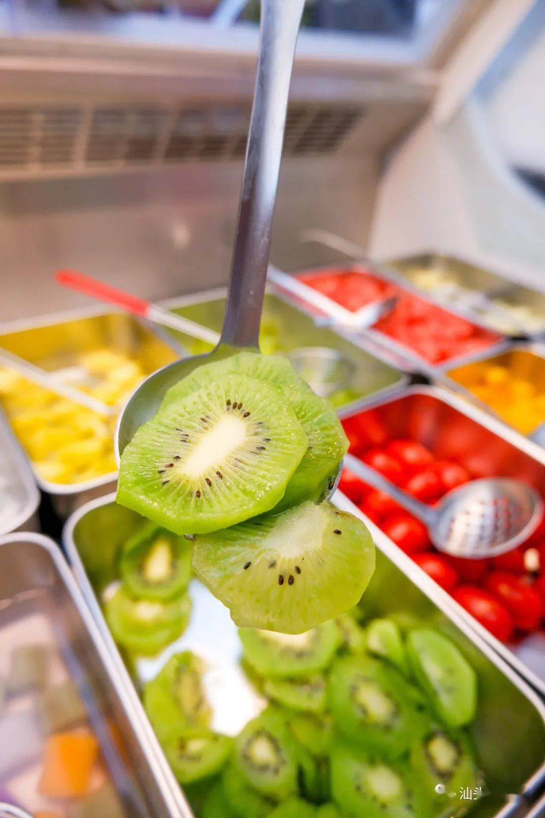 0666元吃自助水果捞第三家新店就在苏宁