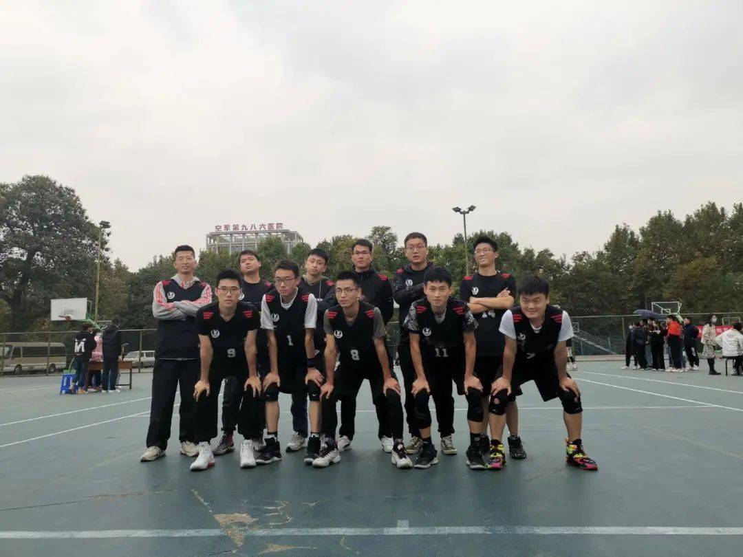 祁顺第二排左起:王超樟,毛家庆,史洋博,徐辉英,李靖,柯虎球队简介