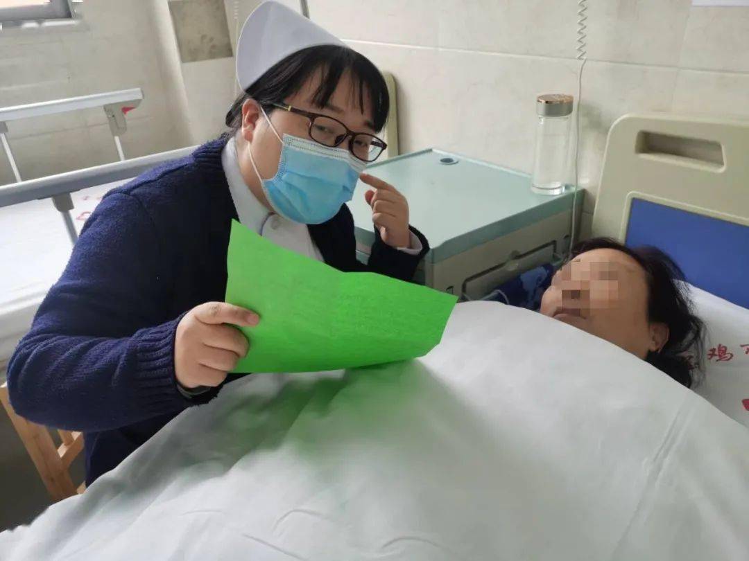 有温度的医院有色彩的服务我院耳鼻喉科提升优质护理服务举措