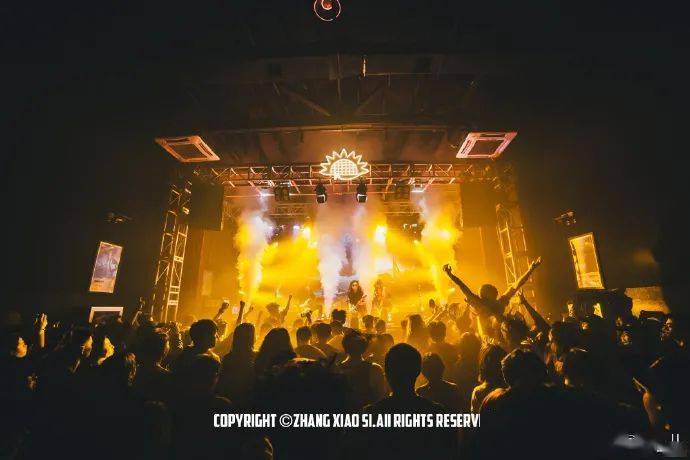 [演出回顾]郁乐队2020 "metempsychosis 重生" 巡演 兰州站