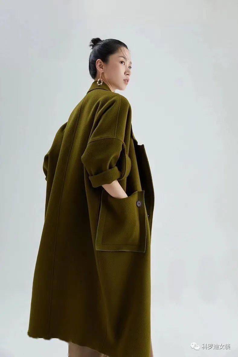 科罗迪2020秋冬女装大衣