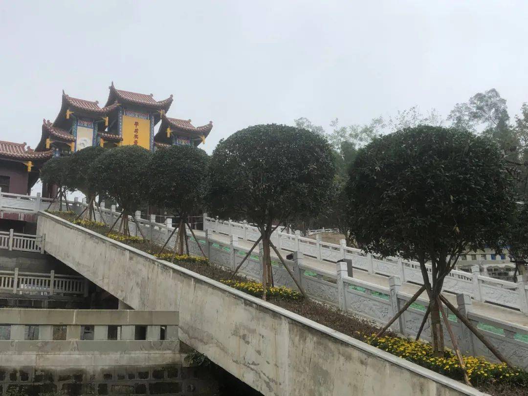 如火如荼花果山城市公园东山门配套设施建设进度正在推进中