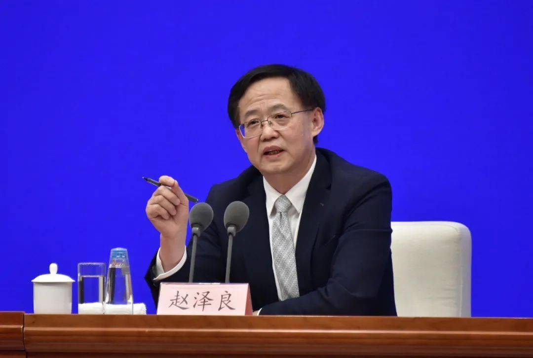 当目光再次聚焦桐乡市委书记发出邀请在乌镇看见互联网的未来