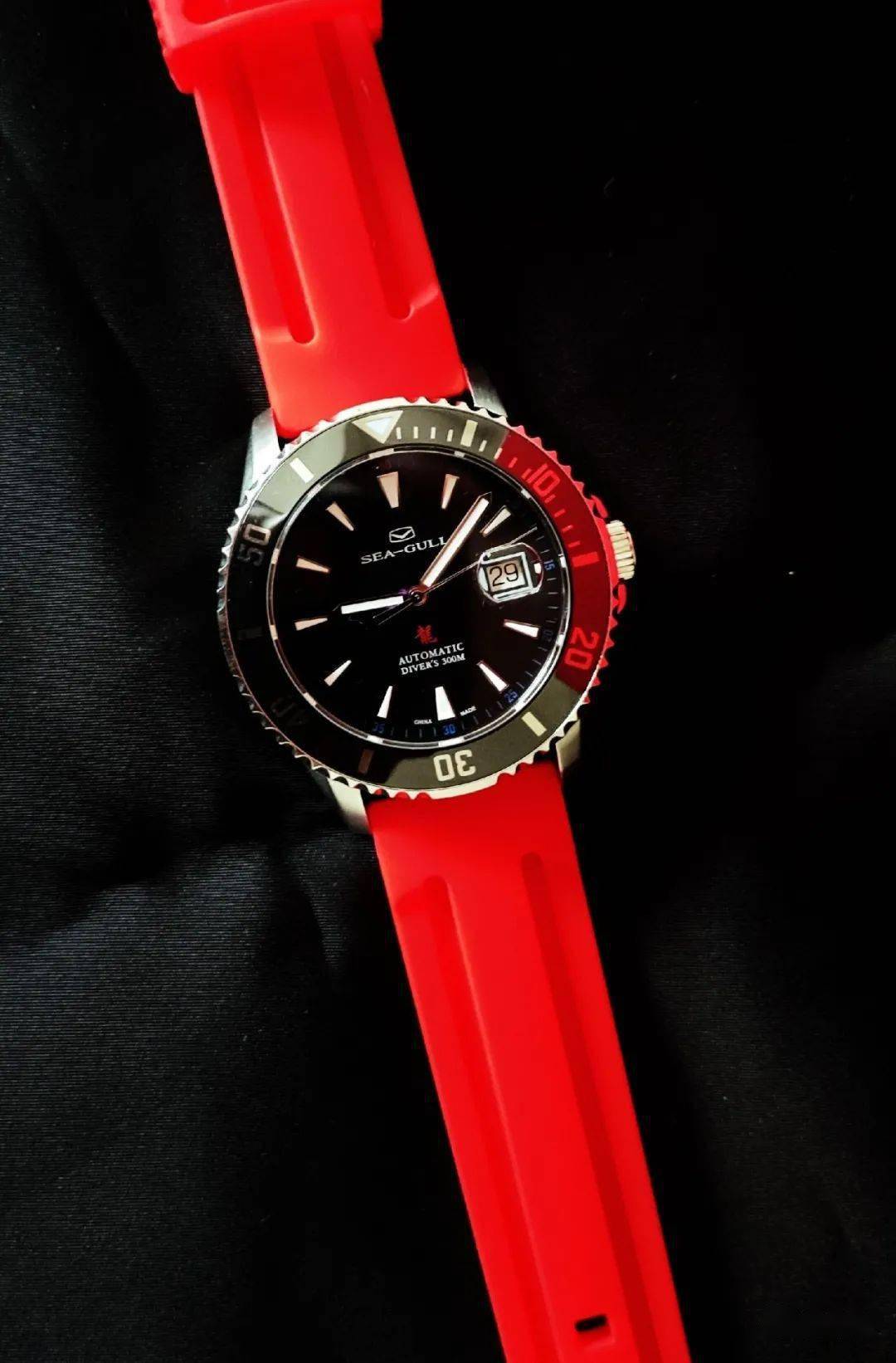 海鸥海洋之星潜水系列之龙王潜水表