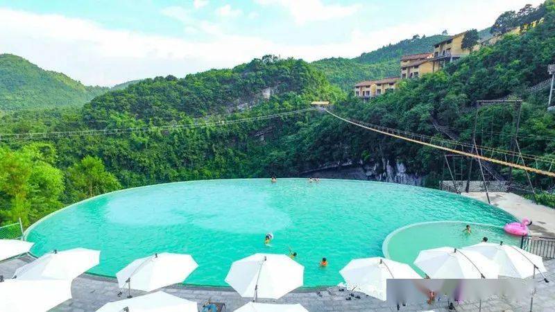 摩旅11月中旬阿普利亚srmax250罗城棉花天坑景区行