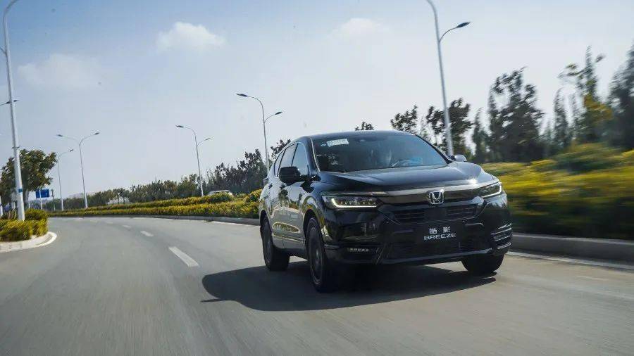 油耗低空间大配置高底盘巨舒适20万元级超好开的suv也许就是它了