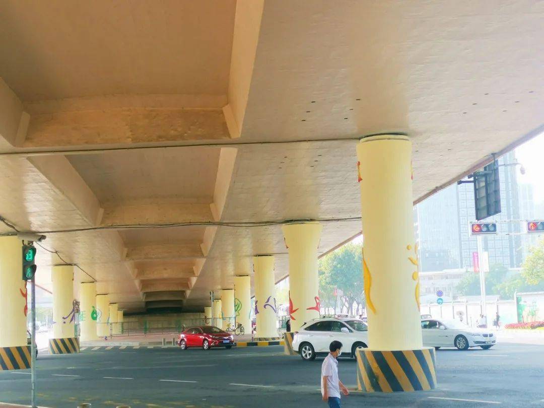 赏心悦目番禺大道罗家高架桥桥墩容貌焕然一新