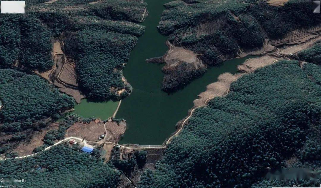 蓄水量下降!_水库