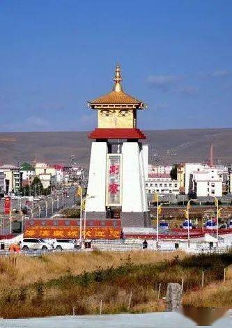 74东隔哈尔盖河与海晏县为邻,西与海西蒙古族藏族自治州天峻县毗邻