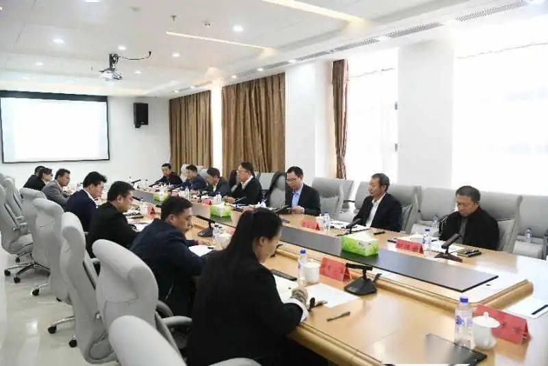 建设领导小组办公室主任赵旭,深入研究探讨吉电股份在中韩示范区项目