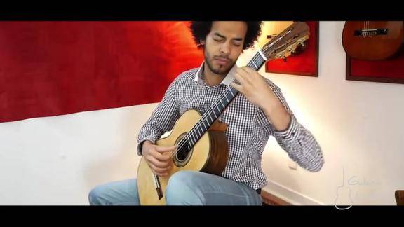 古典吉他演奏库普兰《神秘的路障》