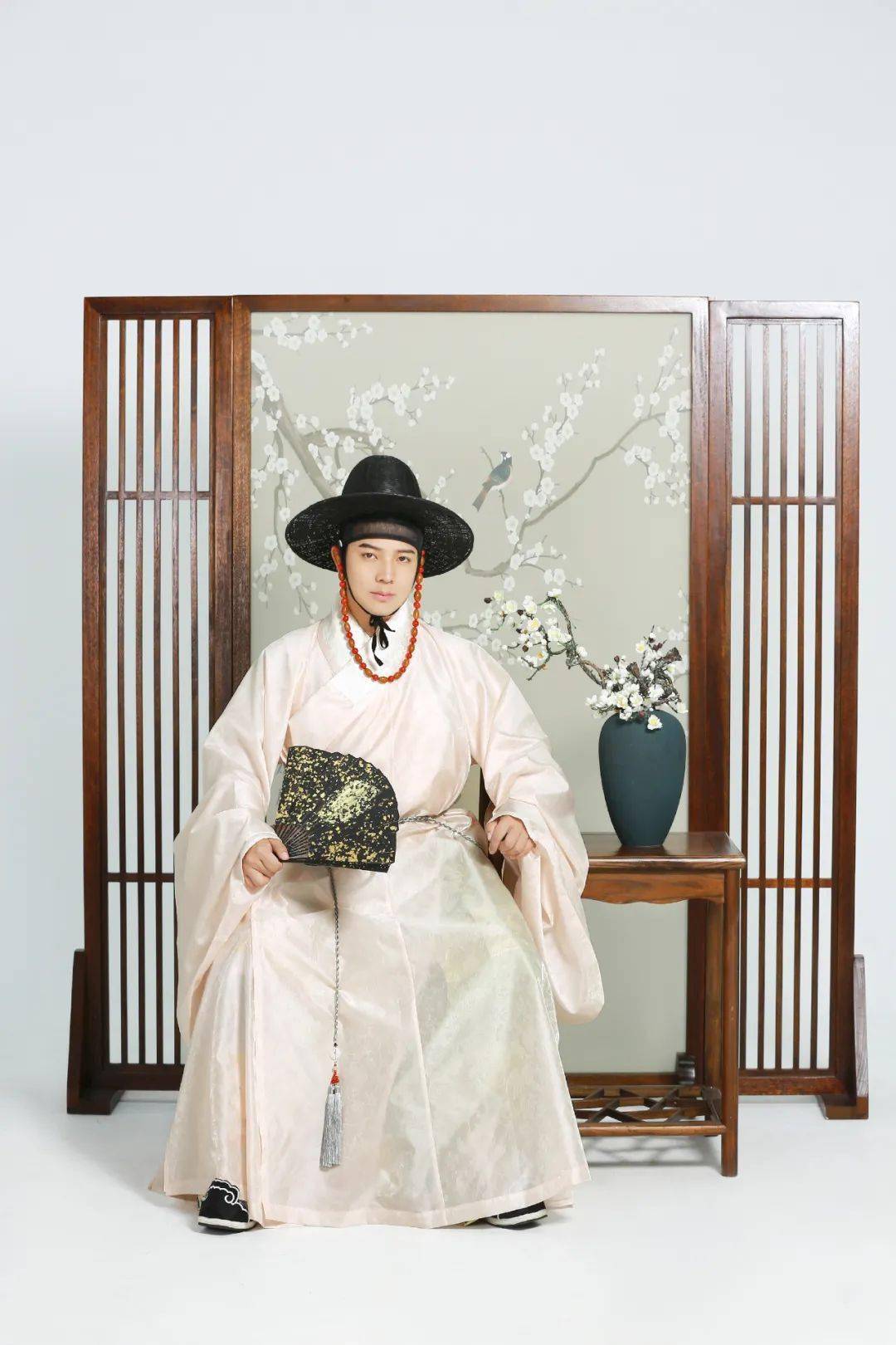 古代服饰就知道所谓的韩服其实是从明朝服饰演化而来