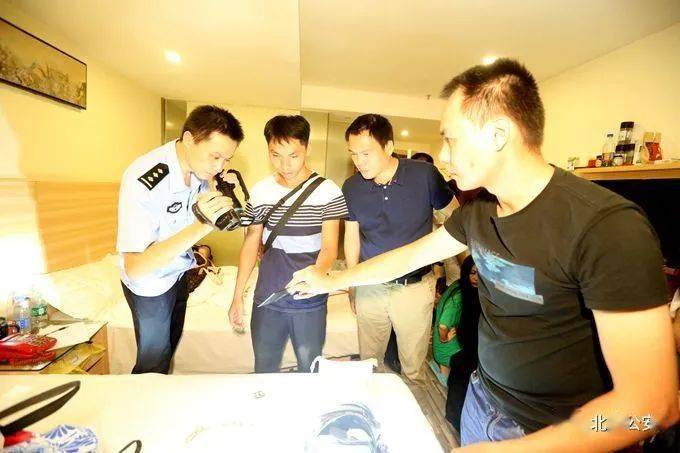 玉林又扫黄了多名男女在床上当场被抓