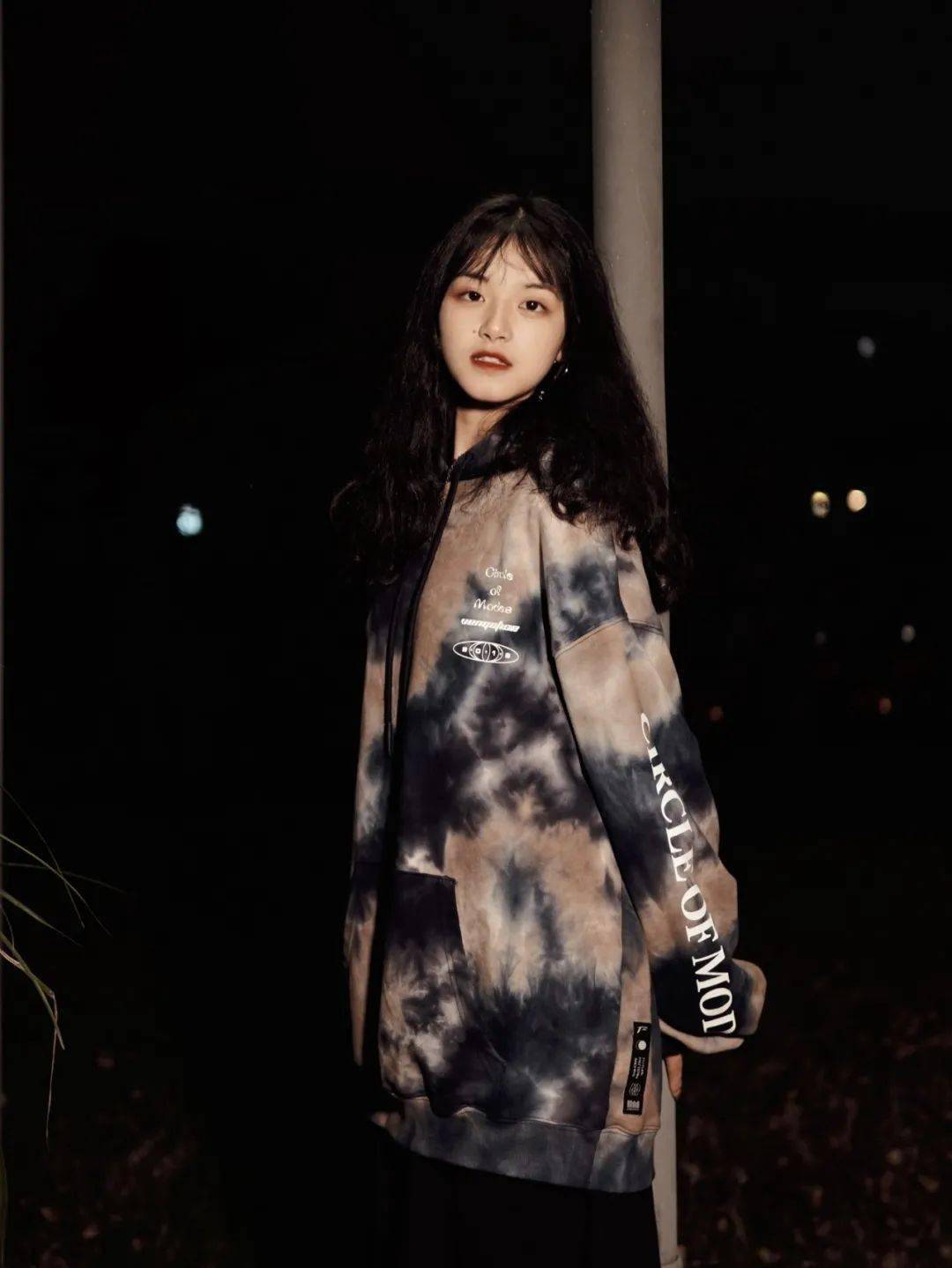 范佳摄影:田驰夹克外套黑格蝴蝶结森系女生一叶知秋模特:惠陆妍摄影