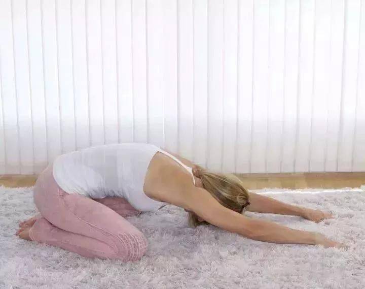 9 个瑜伽体式,治胀气,调理肠胃(收藏级)