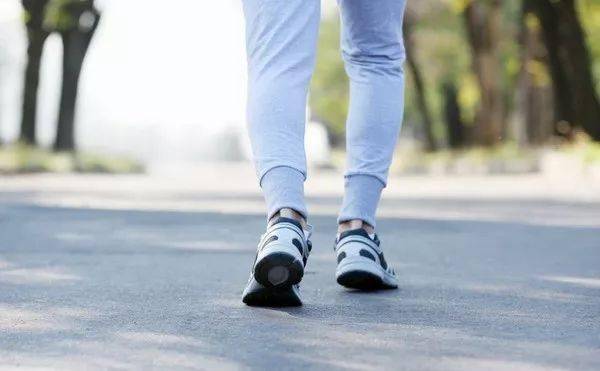 这样来走路,得癌的风险,可降一半!