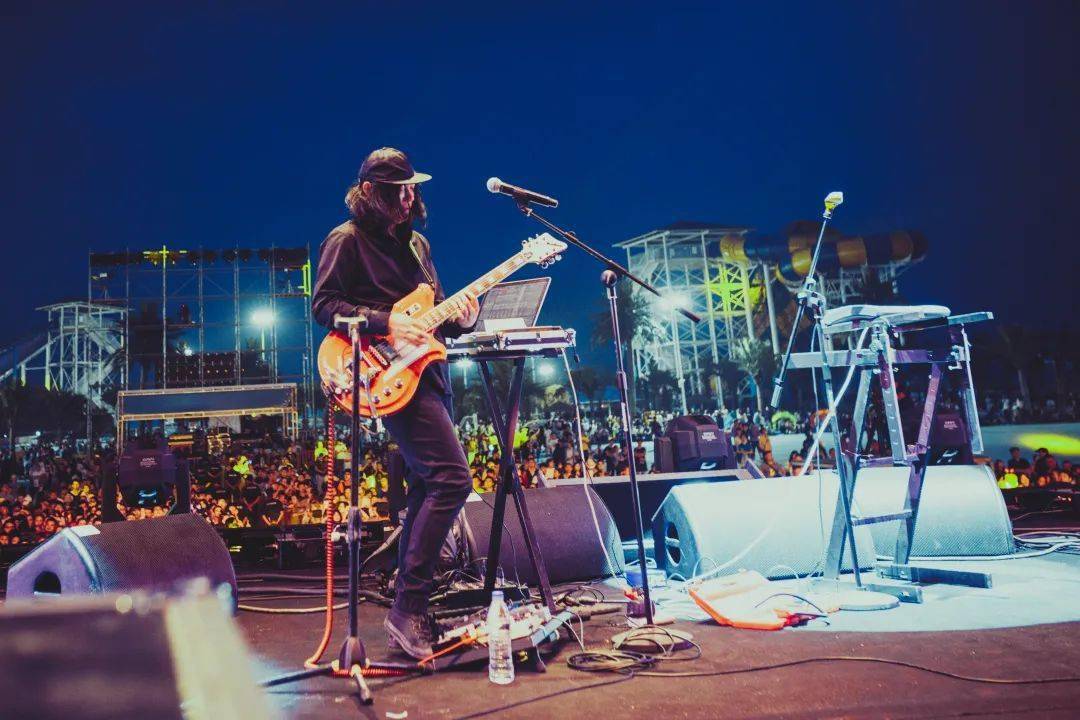 荷尔蒙小姐/南方酸性咪咪 - 带你从南听到北,从耳蜗蹦到味蕾_朋克