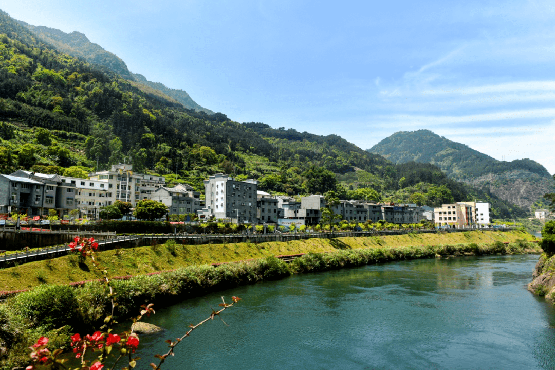 【建设美丽家园·巾帼在行动】蕉城区洪口乡:生态宜居新农村  干干净